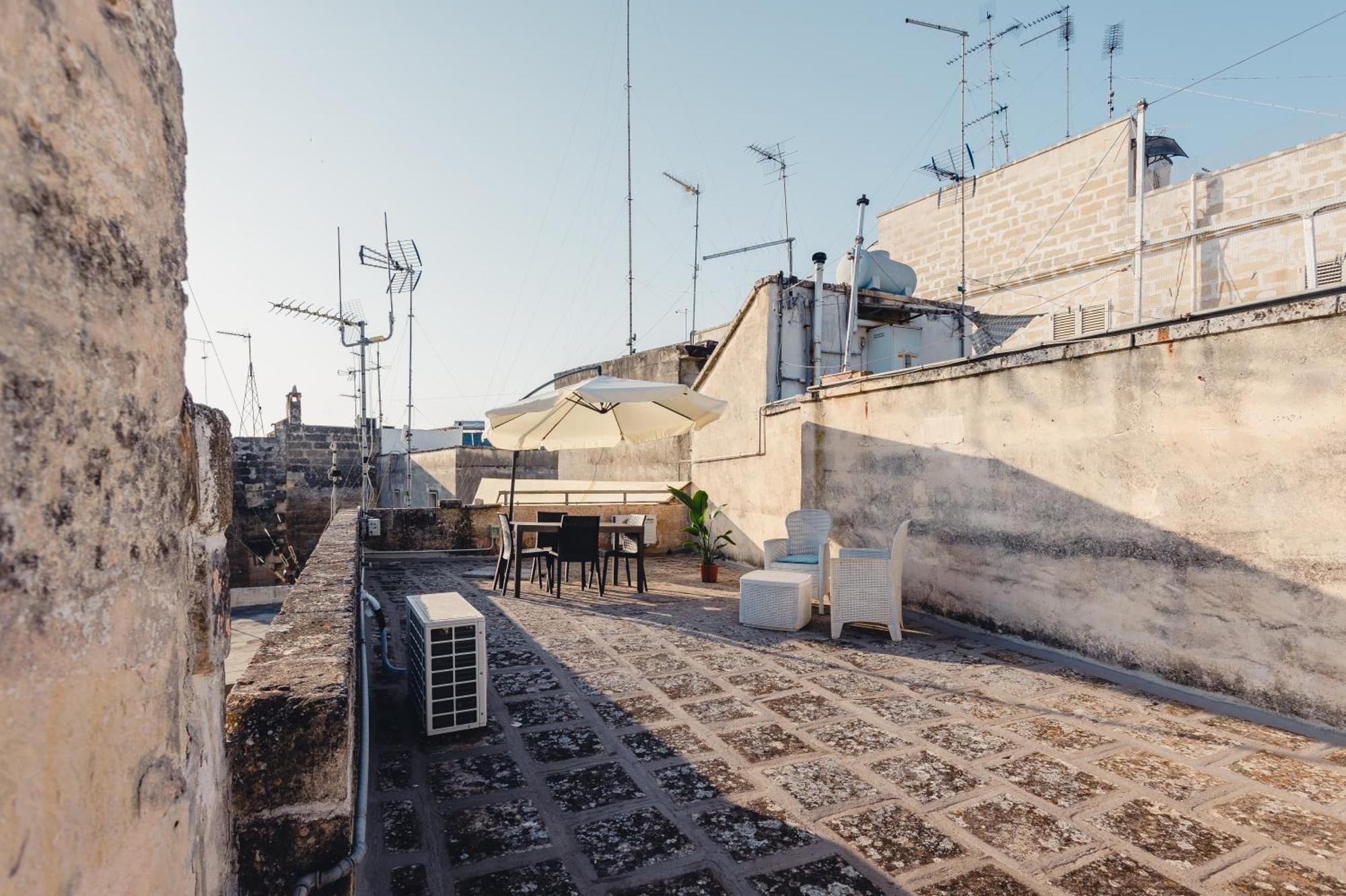 Convivo Apartment Palazzo Galateo Lecce Exterior photo